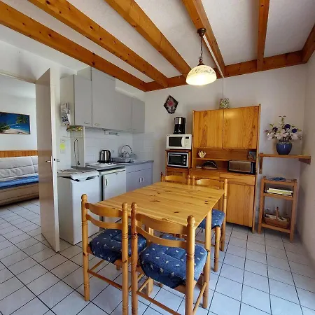 Holiday home Charmante Maisonnette Avec Piscine, Proche Et Centre-ville - - Fr-1-550-68