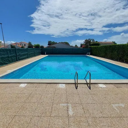 Charmante Maisonnette Avec Piscine, Proche Et Centre-ville - - Fr-1-550-68 * Vaux-sur-Mer